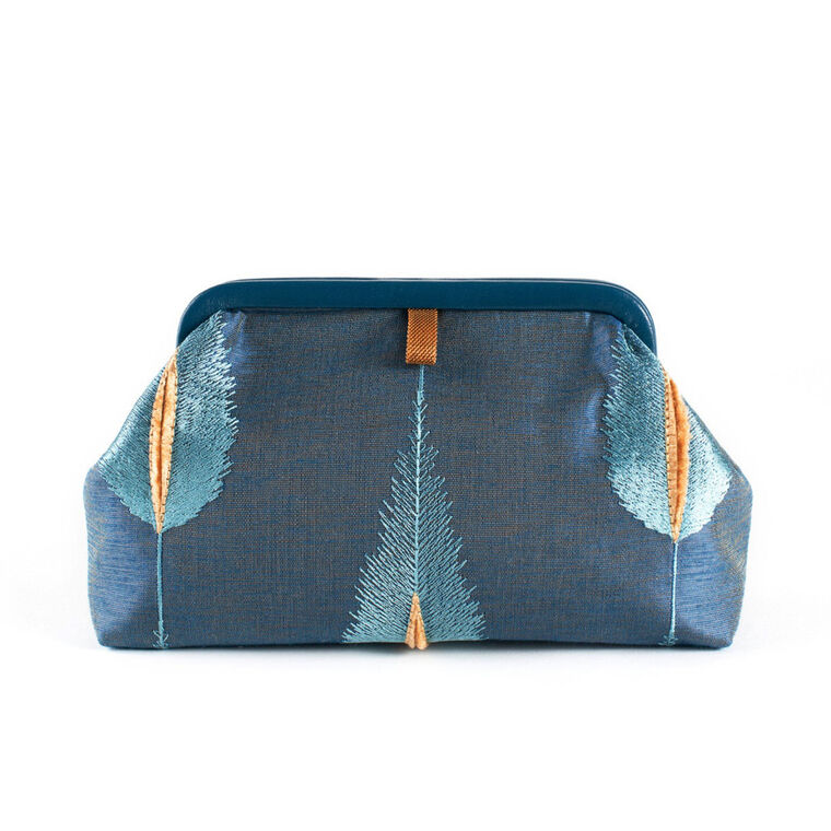 Liette Pouch image number null